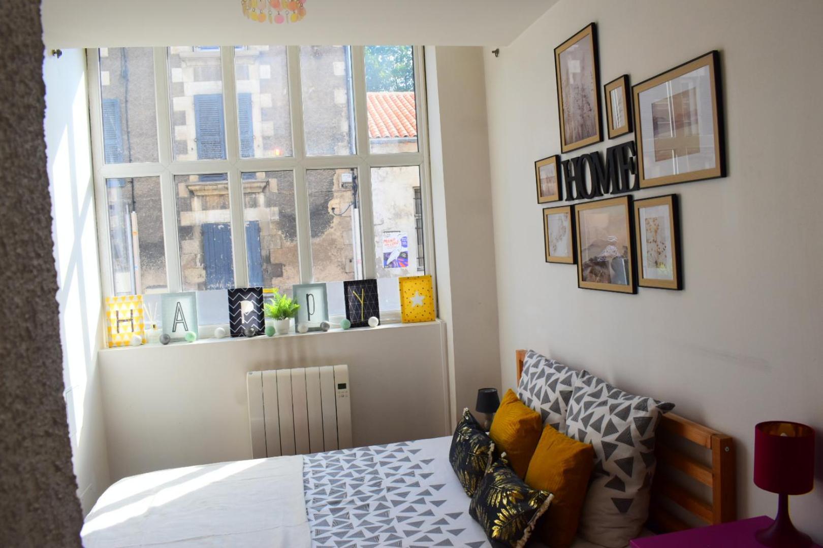 Logement Cozy Proche Du Centre-Ville Poitiers Bagian luar foto